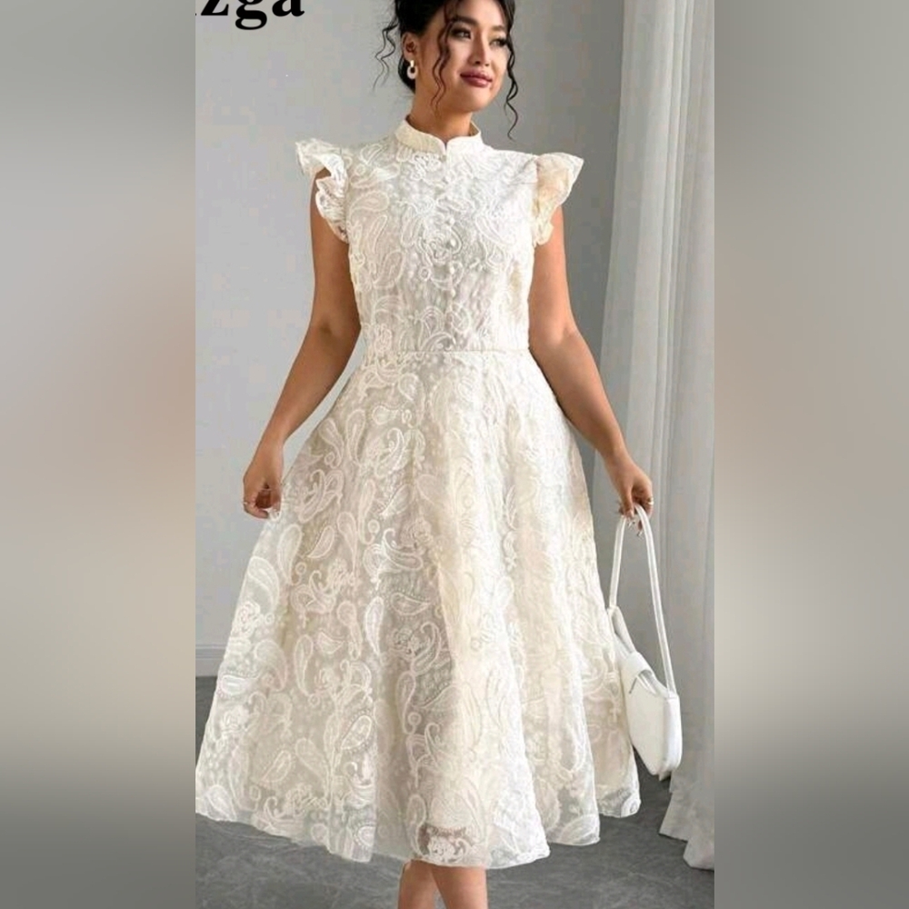 Elegant Cream Lace Dress